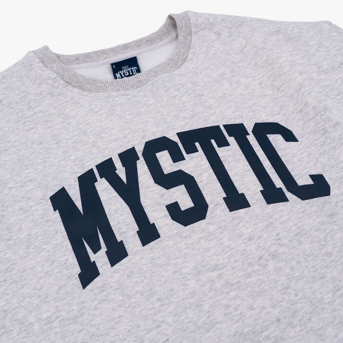 Mystic Crewneck in Silver Grey